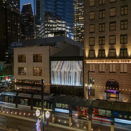 Готель Moxy Houston Downtown Екстер'єр фото